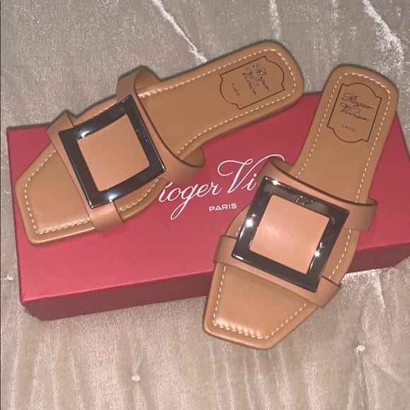 Biki Viv' Flat Leather Buckle Sandals - Picture 5 of 9